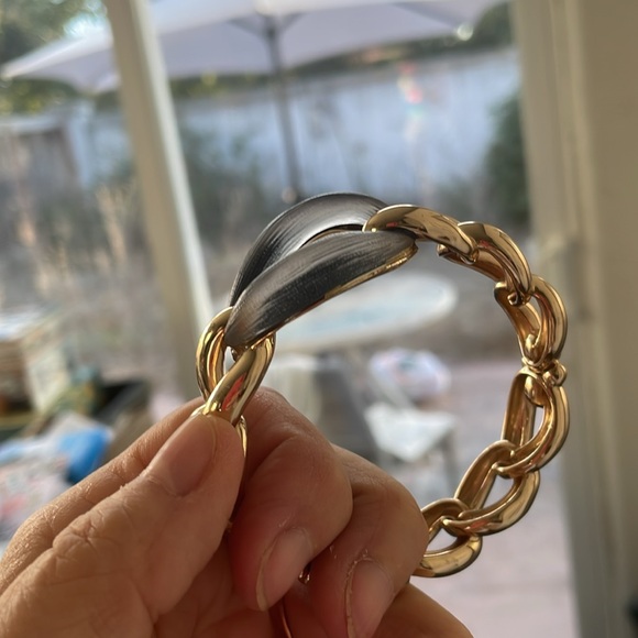 🎃 Alexis Bittar Metallic Gray Lucite Gold-Tone Chain Link Bangle Bracelet - Picture 12 of 12